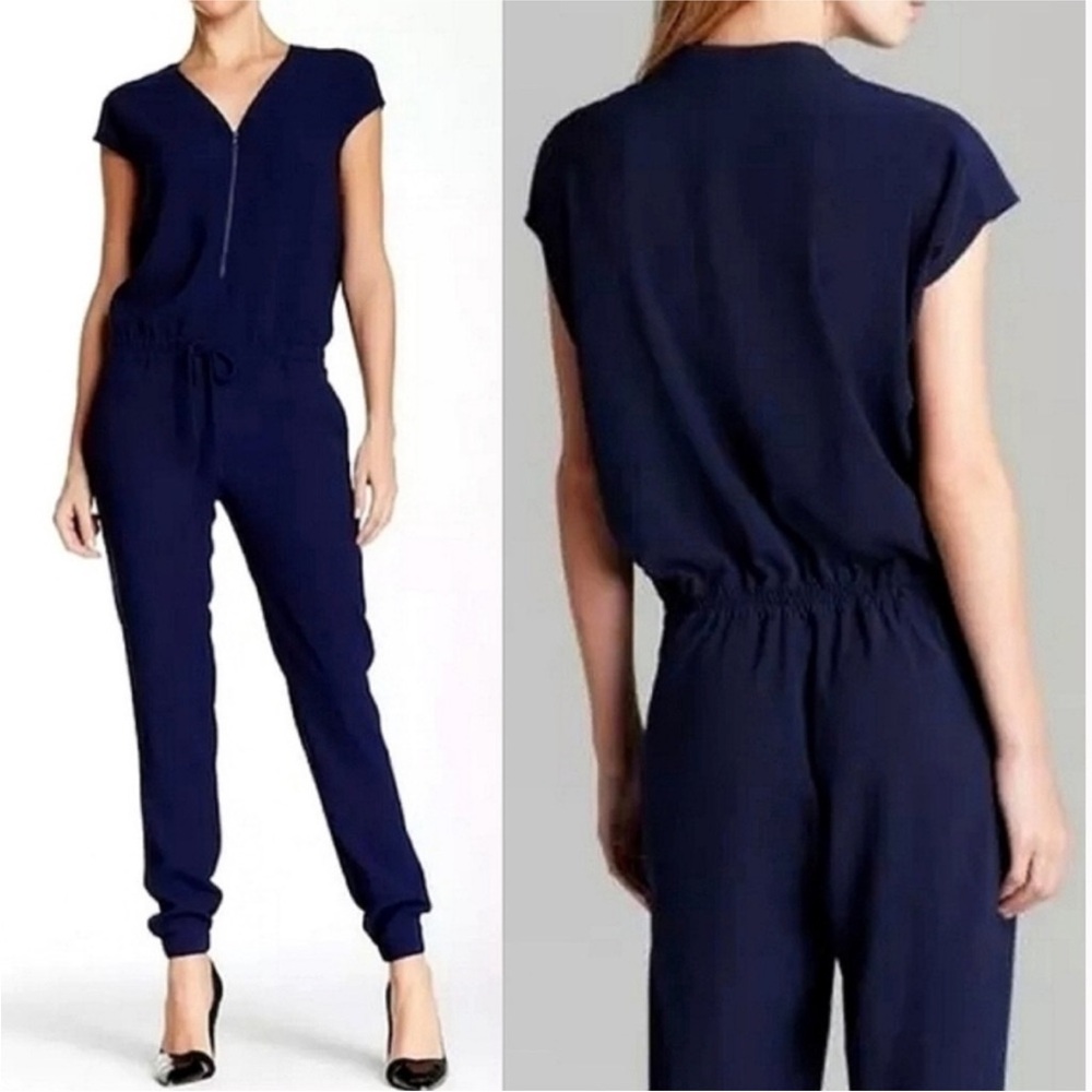 Vince Navy Blue Zippered Cap Sleeve One Piece Crepe Jump Suit, size 4